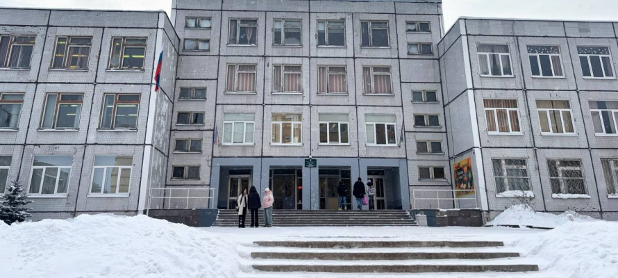 Названа дата начала капитального ремонта самой большой школы Перевалки