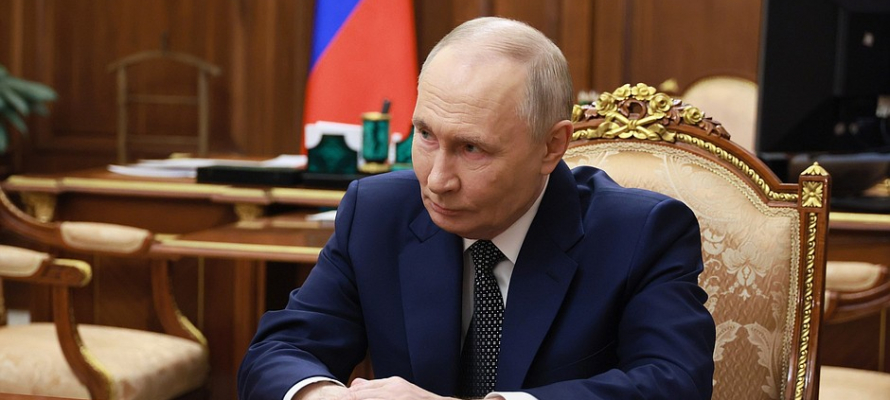 Путин поручил переименовать среднее профессиональное образование