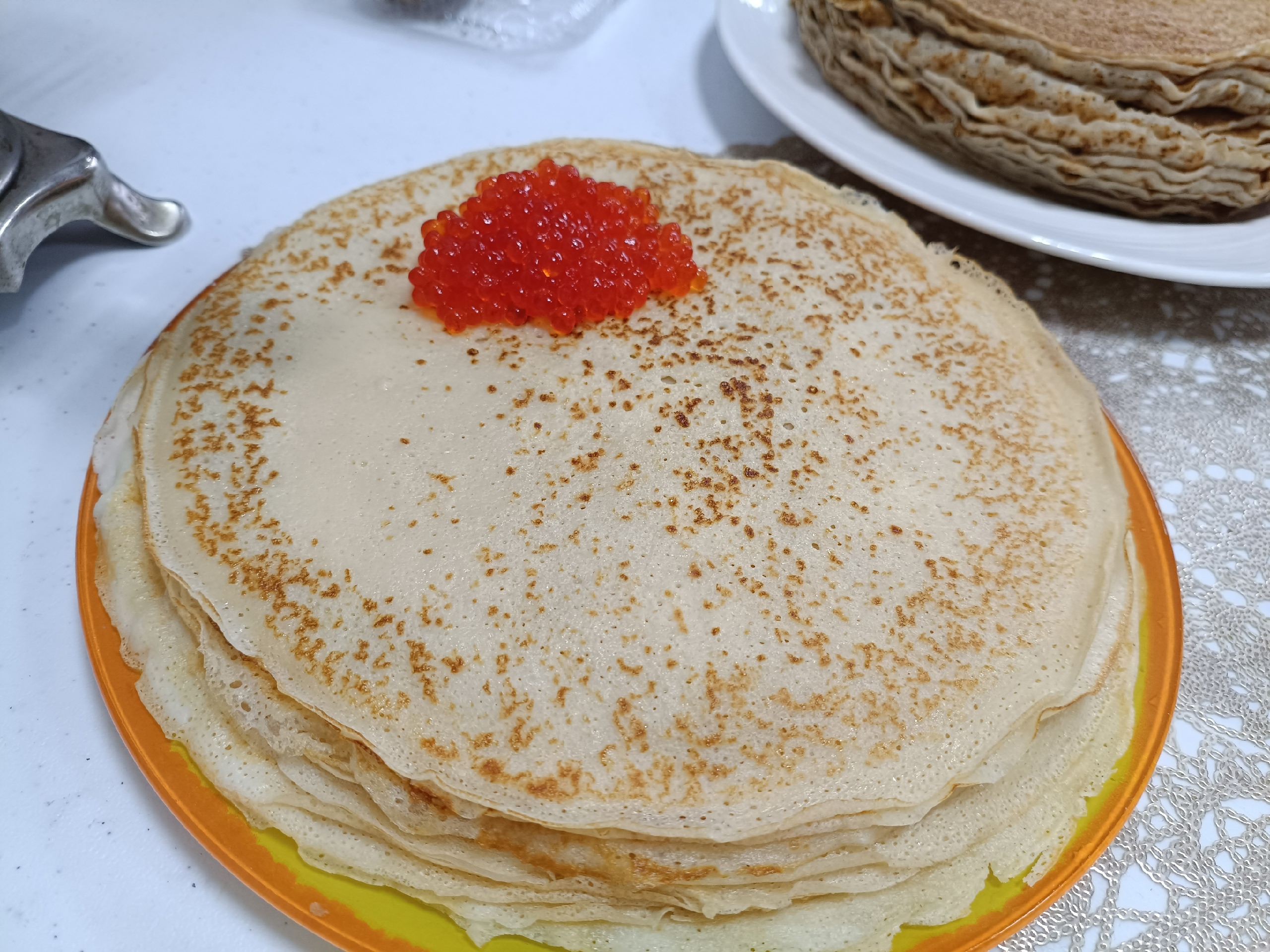 Врач назвала безопасную норму красной икры