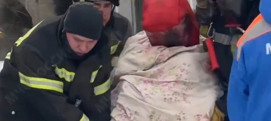 В жилом доме в центре Петрозаводска вспыхнул пожар