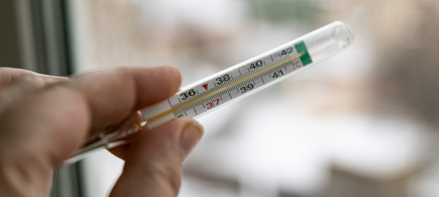 Врач рассказала, как как не пропустить опасные осложнения ОРВИ