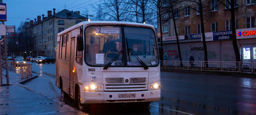 «Неумный» транспорт: почему Петрозаводск до сих пор страдает от частных перевозчиков