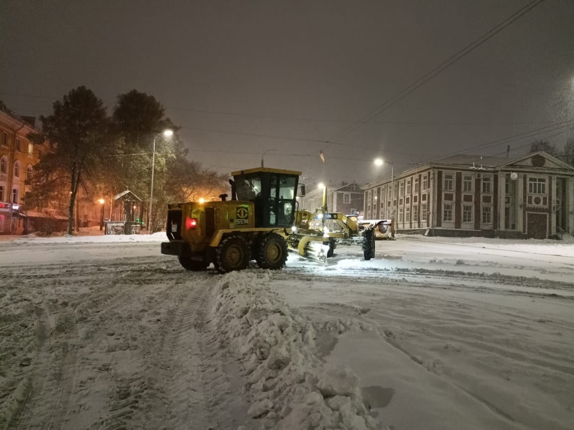 Дороги Петрозаводска от снега убирают в усиленном режиме | СТОЛИЦА на Онего