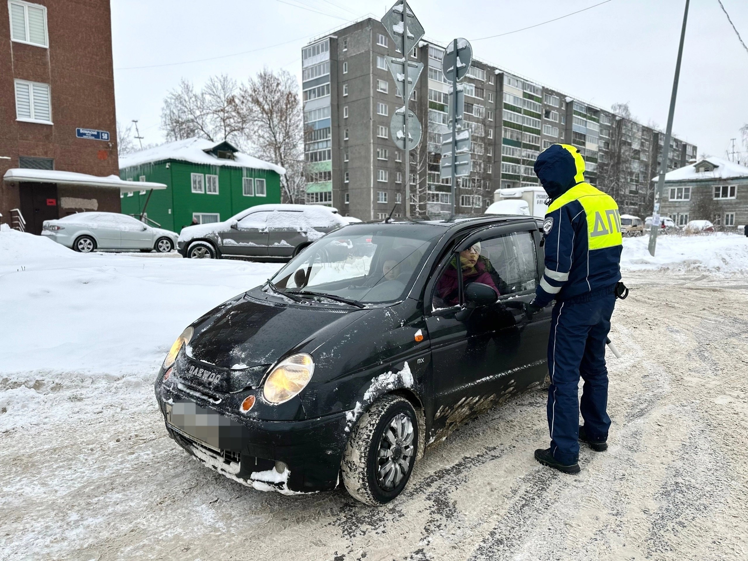 Мама-водитель в Петрозаводске рисковала жизнью пятилетней дочки | СТОЛИЦА  на Онего