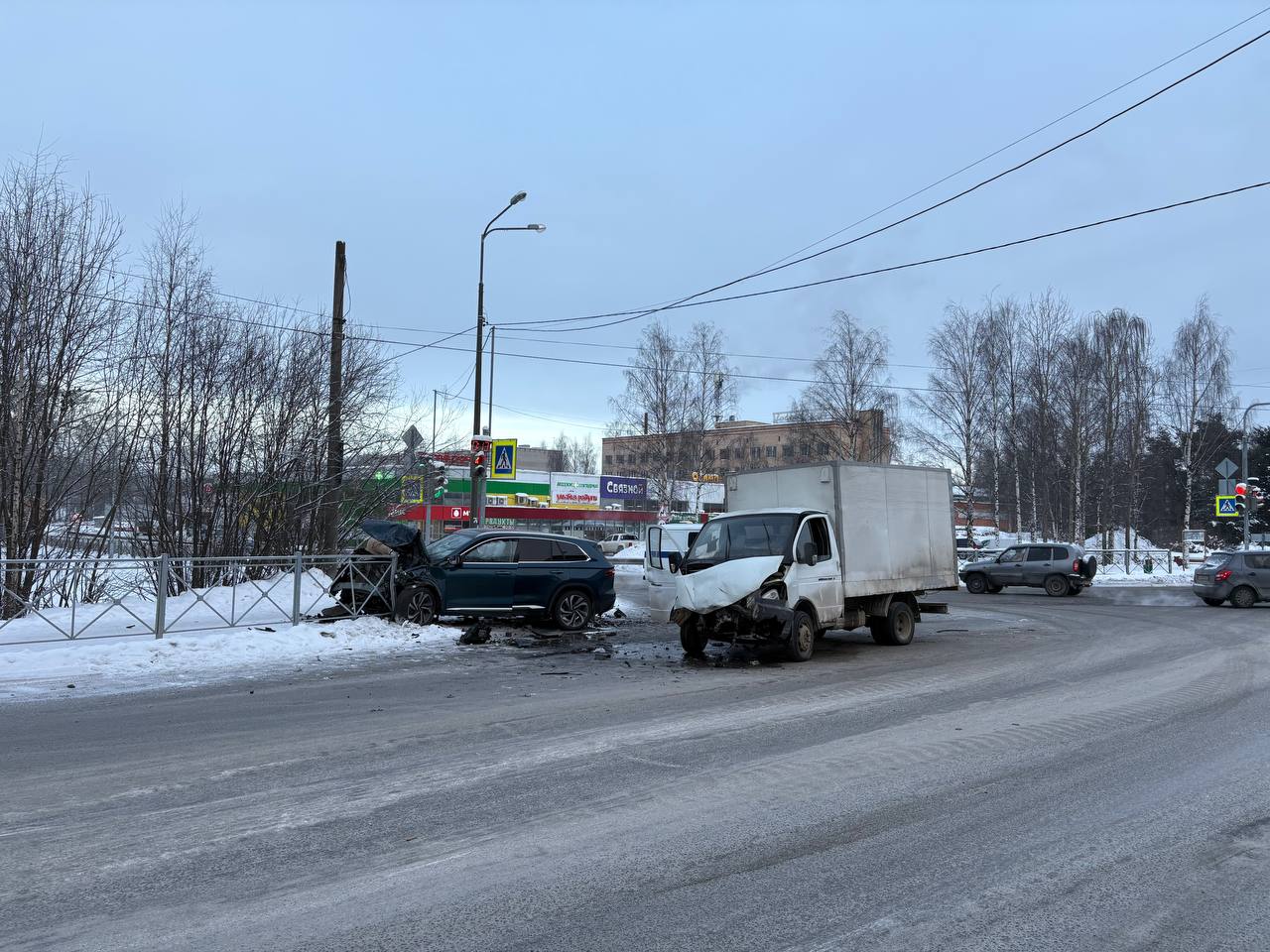 Два человека госпитализированы после ДТП в Медвежьегорске