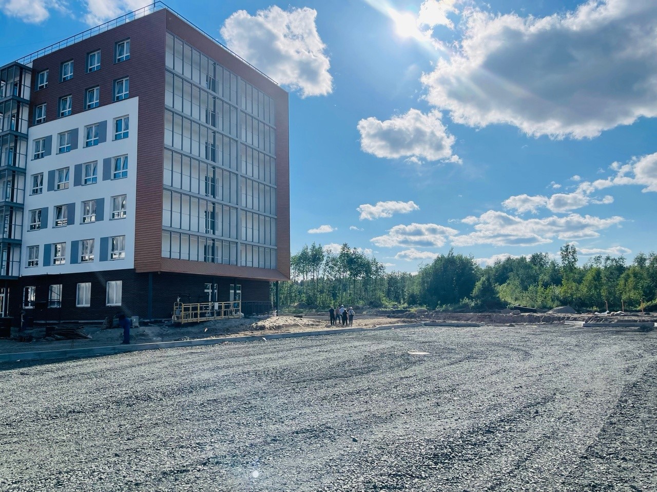 В районе «TALOJARVI. Город у воды» начали обустраивать парковочные зоны  (ФОТО) | СТОЛИЦА на Онего