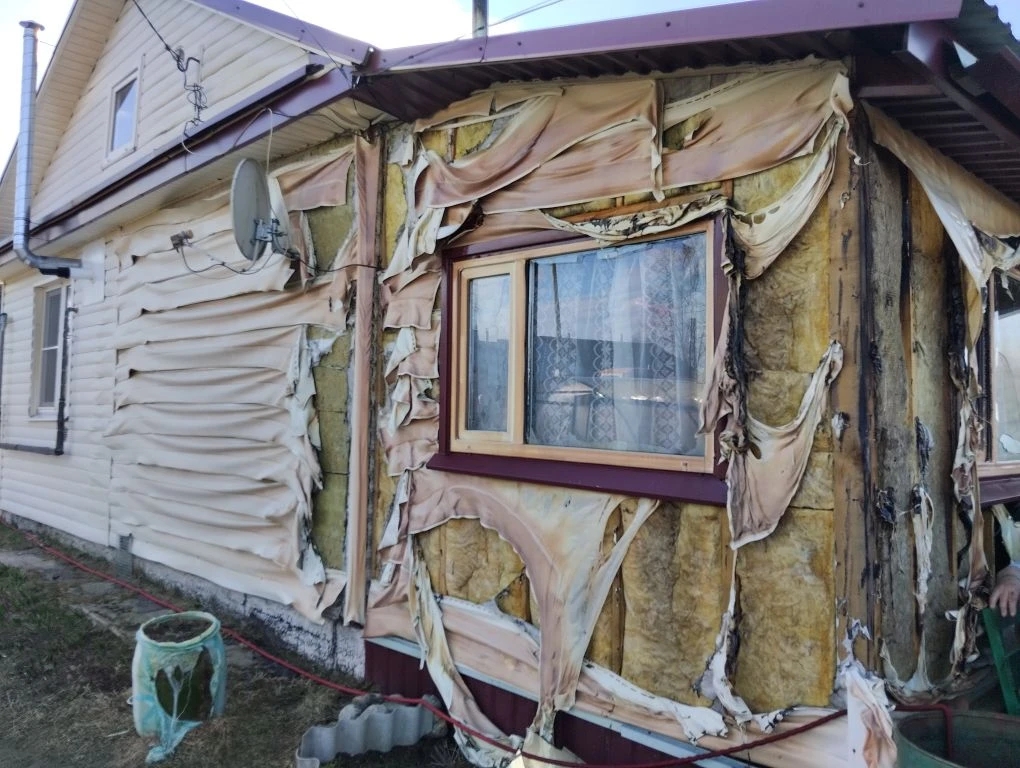 Хозпостройка сгорела в карельской деревне