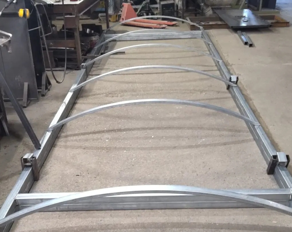 Карельские заключенные изготовят 12 новых остановок для Петрозаводска