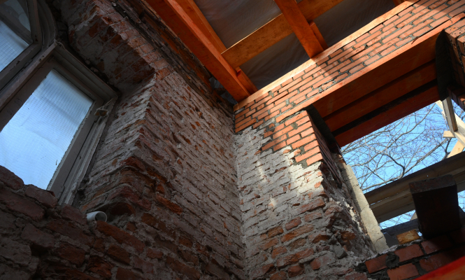 В Петрозаводск приехал глава фирмы, реставрировавшей Дом горного начальника