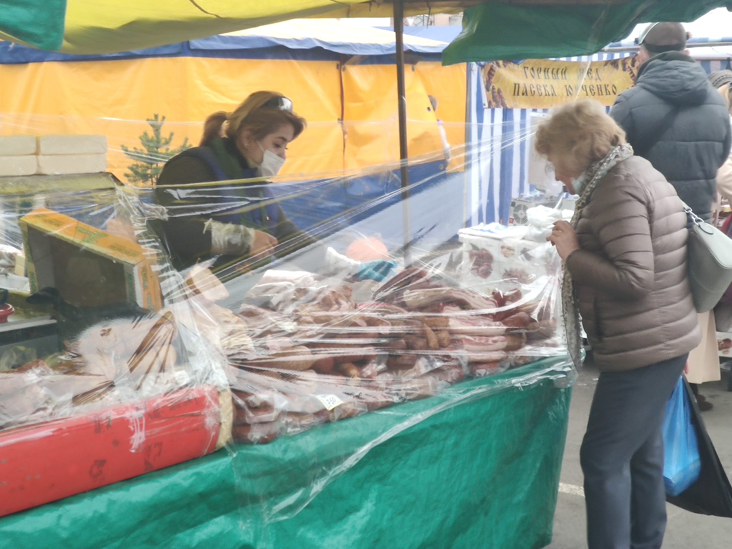 Столица на онего новости сегодня. Когда в Петрозаводске будет сельхозярмарка. Работники Онего меда.