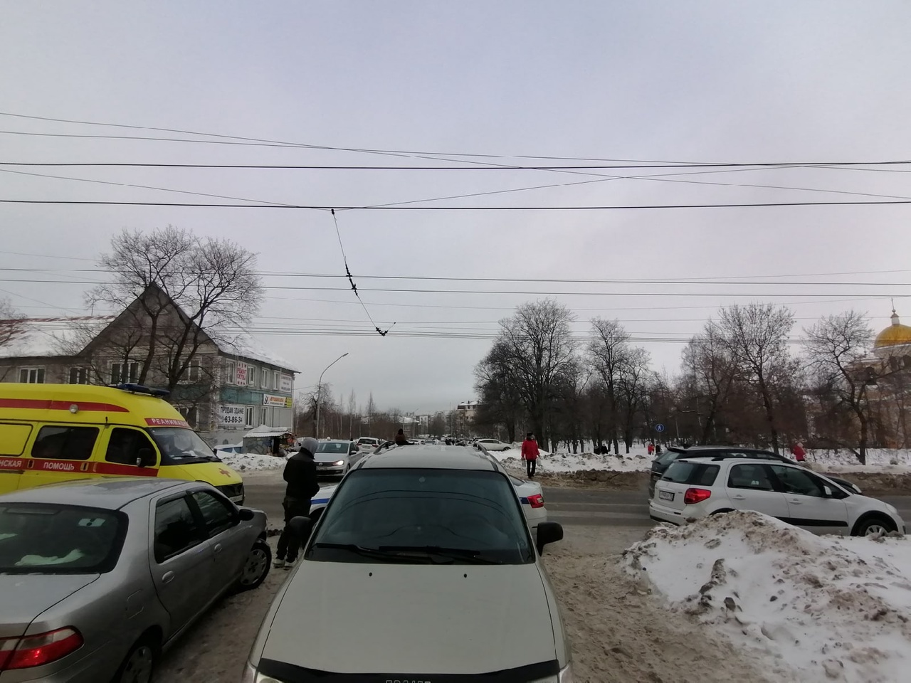 В Петрозаводске возле собора Александра Невского сбили пешехода (ФОТО и  ВИДЕО) | 19.01.2022 | Новости Петрозаводска - БезФормата