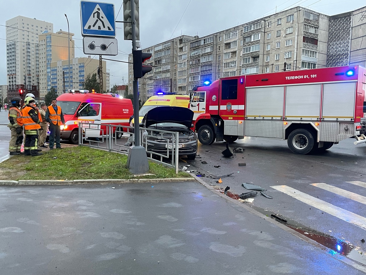 Жесткая авария произошла в густонаселенном районе Петрозаводска | СТОЛИЦА  на Онего