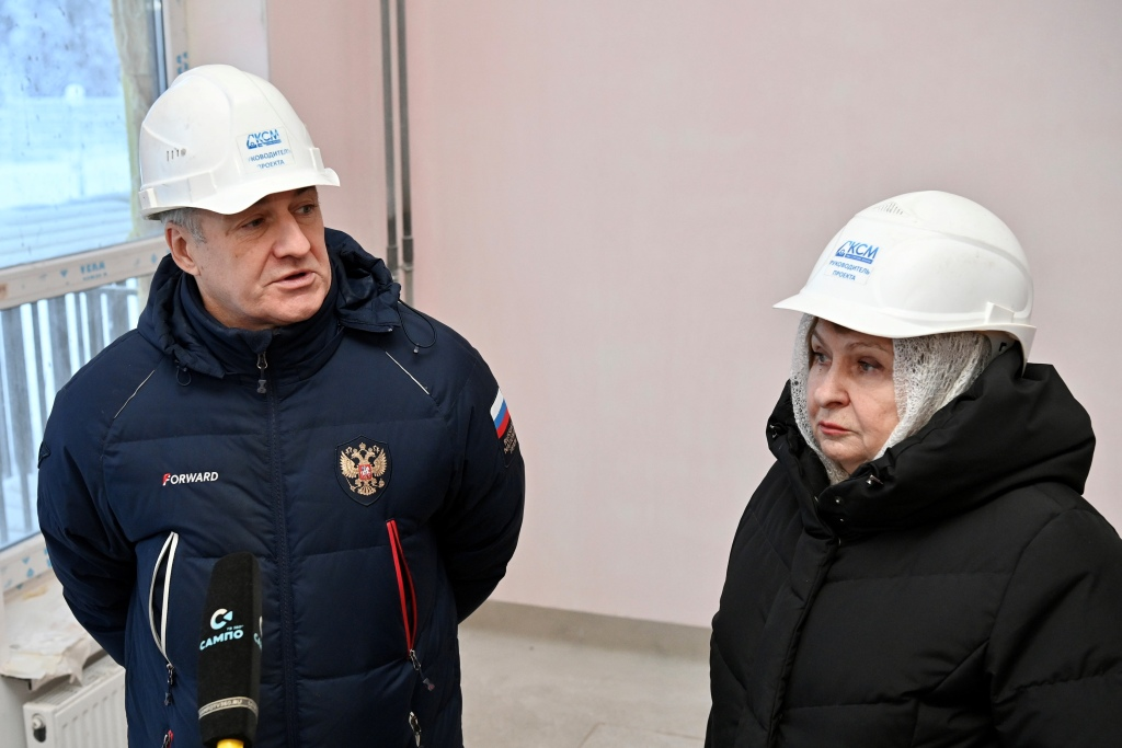 Глава Карелии проконтролировал ход строительства дома-интерната в Костомукше