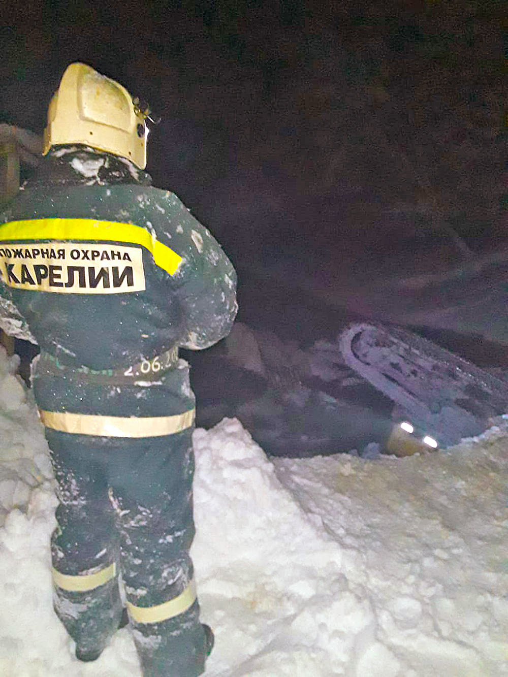 Экскаватор утонул в реке на юге Карелии | 09.02.2022 | Новости  Петрозаводска - БезФормата