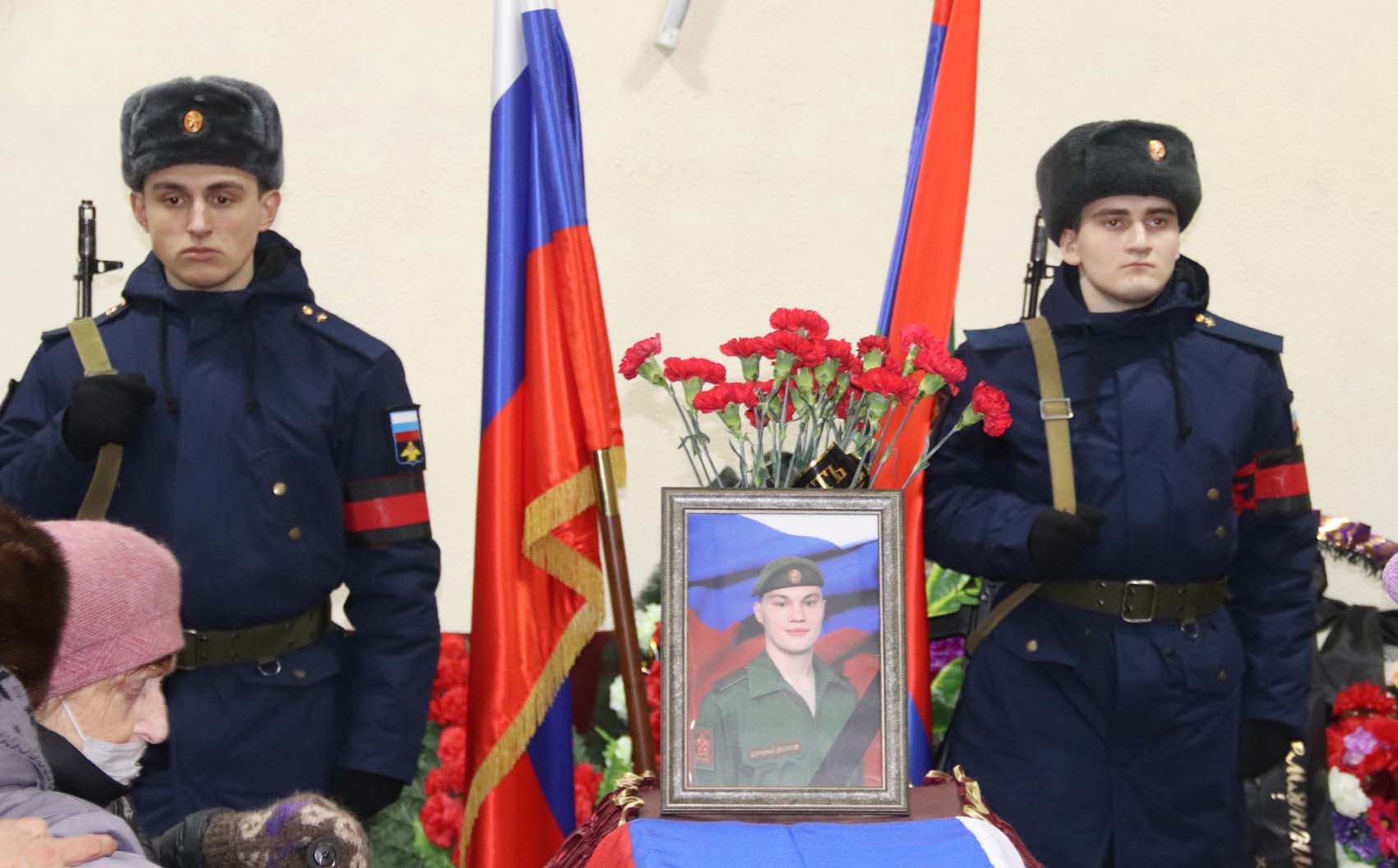 Похороны погибших на украине российских. Прощание с военнослужащими солдатами. Украина похороны солдат.