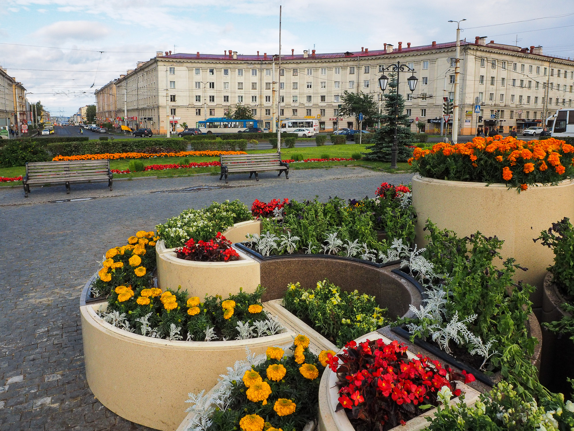 Сквер на площади Гагарина Петрозаводск